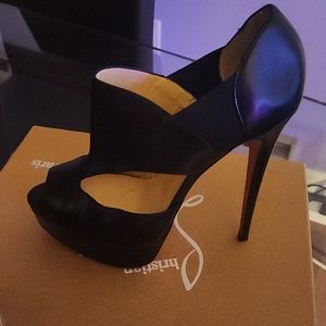 Christian louboutin calf/cuoio heel/platform